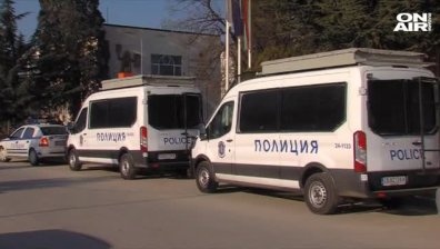 Съдът разглежда мярката на петимата, задържани в спецакция в петък