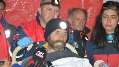 Завръща се екипът ни, участвал в спасителната акция в Турция