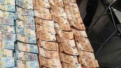 Рекорд: Митничари хванаха турчин с близо €1 млн. на "Капитан Андреево"