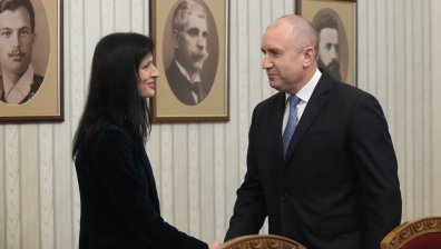 Ротация или избори - зависи от папката на Мария Габриел в понеделник