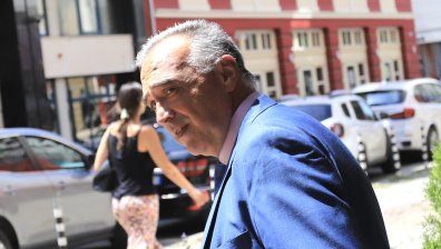 Антон Кутев: Незабавната оставка на Нинова е условие за оцеляването на БСП