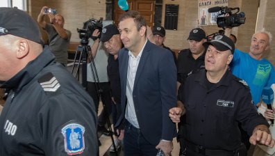 Съдът остави в ареста бившия зам.-кмет на София Никола Барбутов