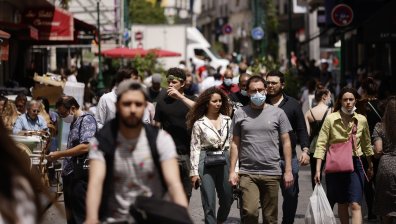 900 000 французи се втурнаха за ваксинация след заплахата на Макрон