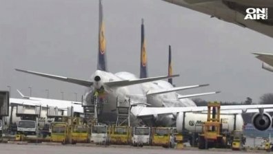 Над 70 отменени полета на "Хийтроу" заради лошото време