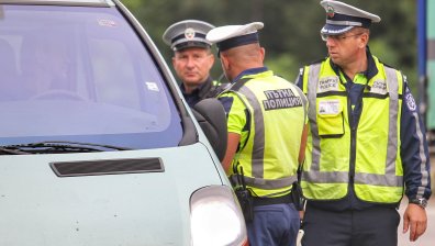 Работодателите ще връчват пътните глоби директно на своите служители?