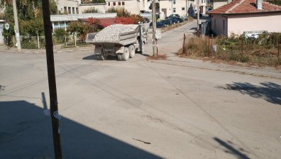 HelpBook: Камиони в Сливница системно нарушават Закона за движение