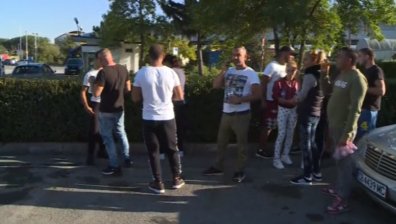 Близките на загиналия в Албания боксьор излязоха на протест