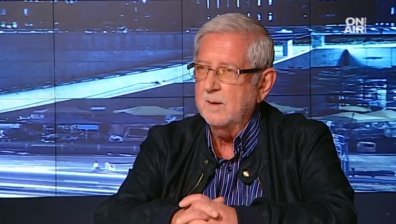 Доц. Вазов: Дадоха всичко на туризма, а опашката за Гърция беше 5 км