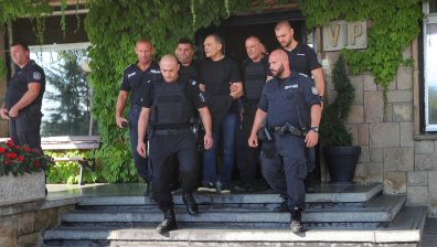 Прокуратурата иска постоянен арест за Васил Божков