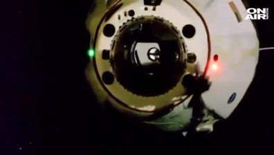 Екипажът на SpaceX&nbsp;се връща на Земята (НА ЖИВО)