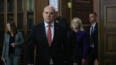 ВСС решава допустимо ли е второто искане за освобождаване на Гешев