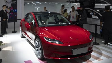 Спадът в продажбите ще свали ли короната на Tesla при електромобилите?