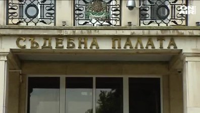 Разкрити са две жестоки убийства във Варна