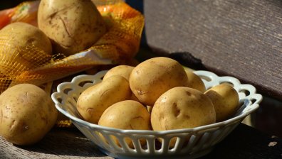 Най-лесният трик за белене на картофите