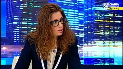 Адвокатите искат да дръпнат нотариалната дейност: Кристина Димитрова
