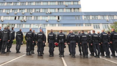 Увеличават със задна дата парите за служителите в МВР, изплащат ги накуп през май