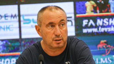 Мъри Стоилов: Ще бъде футболно чудо, ако "Левски" отстрани ПАОК