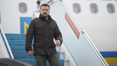 Мащабна задача: Зеленски нареди построяването на 2000 км фортификации в три полоси