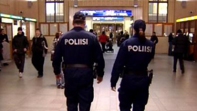 Финландец застреля двама и рани седем души