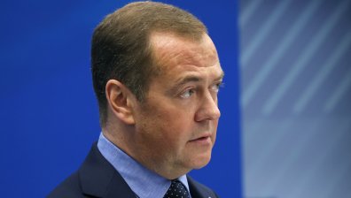 Медведев с нова заплаха за ядрен удар: Възможни са удари по АЕЦ в Източна Европа