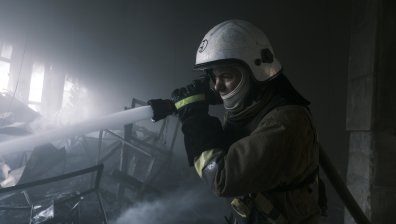 Руска фабрика пламна след украинска атака с дрон