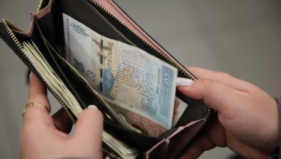МВР призовава: Не носете големи суми пари в брой на Нова година