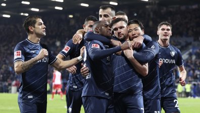 "Бохум" шокира "Байерн" с 3:2 и задълбочи кризата при шампионите