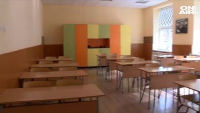 Шамари между седмокласници! Клипче обиколи социалните мрежи