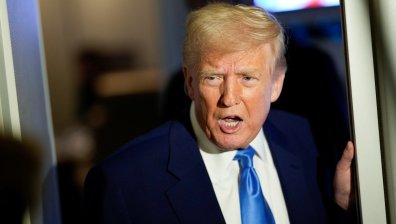 Първо искане за импийчмънт на Доналд Тръмп