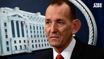 Тръмп поиска директорът на Тайните служби да освободи поста си