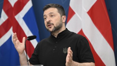 Зеленски: Въпрос на време е използването на западните оръжия за удари по Русия