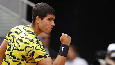 Алкарас разгроми Зверев и е на 1/4-финал в Мадрид