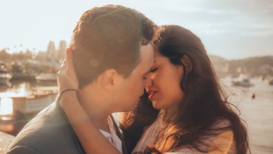 Ето ги зодиите с най-голям късмет в любовта - сред тях ли сте