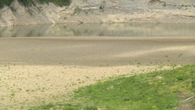 Язовирите у нас пресъхват, 60 от 256 общини са на воден режим