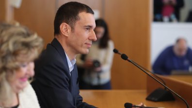 Васил Терзиев опитва да спре изграждането на 215-метровия небостъргач в София