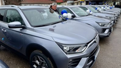 МОСВ предостави 20 автомобила с висока проходимост за опазване на "Натура 2000"