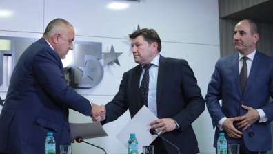 ГЕРБ и земеделците от "Никола Петков" подписаха споразумение за политическо сътрудничество