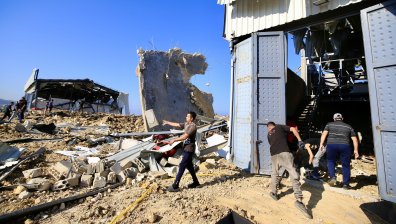 Израел порази 280 цели на "Хизбула" в Ливан за ден