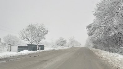 Села край Долни Чифлик са без ток, бедствено положение в района