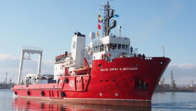 Проливът Дрейк изпитал антарктическата ни експедиция: Много силна вълна удряше кораба