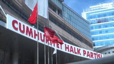 Опозицията в Турция обмисля да напусне парламента