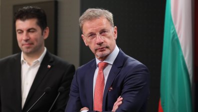 Управителят на Хърватската народна банка сподели опит в НС