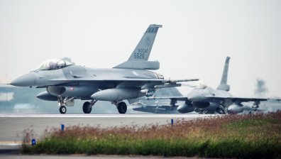 Депутатите в задочен спор за F-16: Изгодна ли е сделката за нови изтребители?