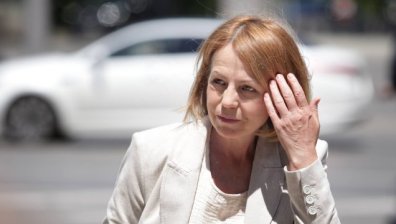 Фандъкова: Щети има в "Нови Искър", "Витоша" и "Кремиковци", сигналите намаляват