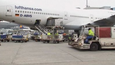 Стачка в Lufthansa замрази 2/3 от полетите на компанията (видео)
