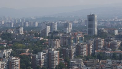 Пожарите в Сърбия задушиха София в димен облак (СНИМКИ)