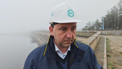Ремонтът на язовир "Копринка" - извършват го специализирани водолази
