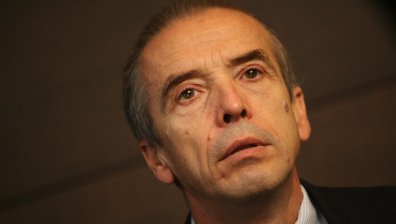 Доц. Мангъров: Не знаем нищо за имунния статус на населението