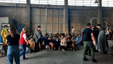 Около 60 мигранти загинаха край бреговете на Гърция