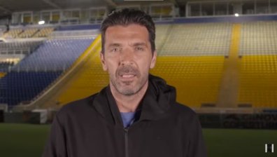 "Парма" приветства супергероя Буфон (+УНИКАЛНО ВИДЕО) 